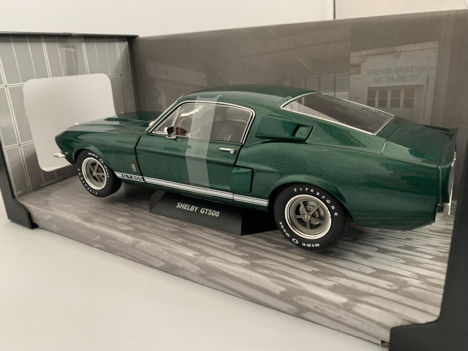 Shelby Mustang GT500 1967 in dark highland green 1:18 scale model from Solido