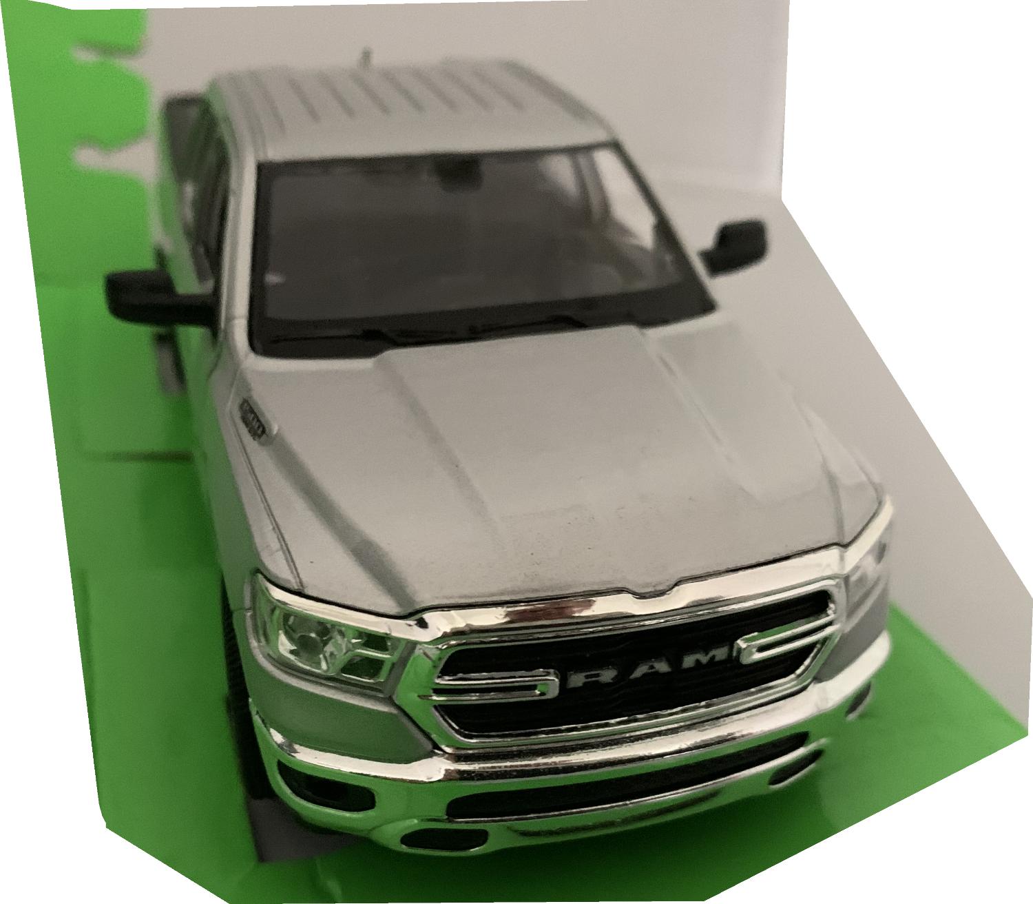 dodge-ram-1500-crewcab-pickup-2019-in-silver-1-27-scale-model-from-welly