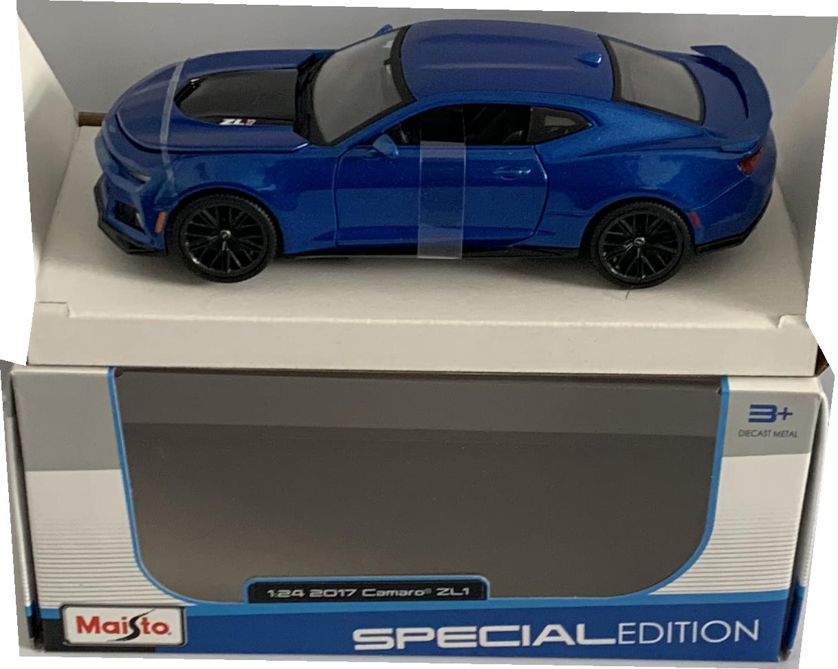 An excellent reproduction of the Chevrolet Camaro ZL1 with high level of detail throughout, all authentically recreated. Model is presented in a window display box, the car is approx. 20 cm long and the presentation box is 24 cm long
