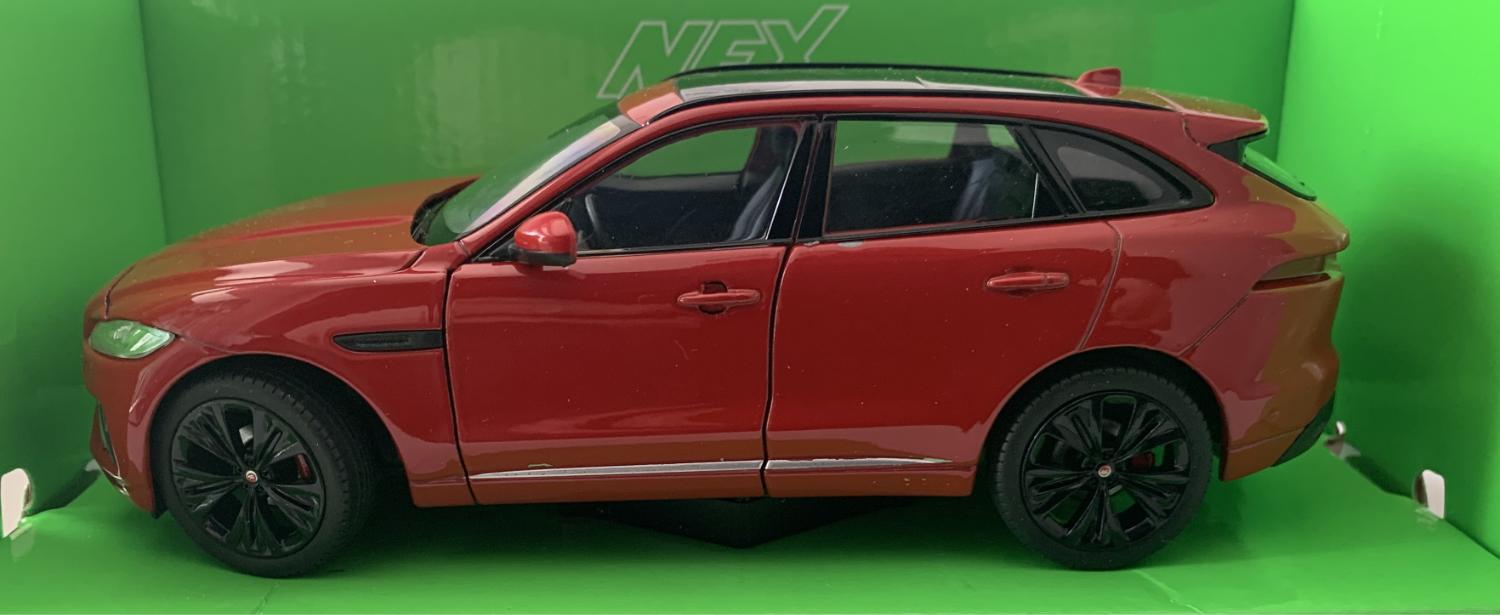 Jaguar F Pace in red 1:25 scale diecast model from Welly, WEL24070R