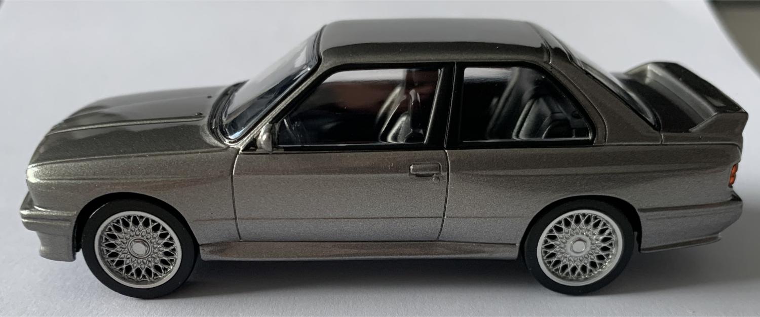 A good reproduction of the BMW M3 presented in clear plastic packaging