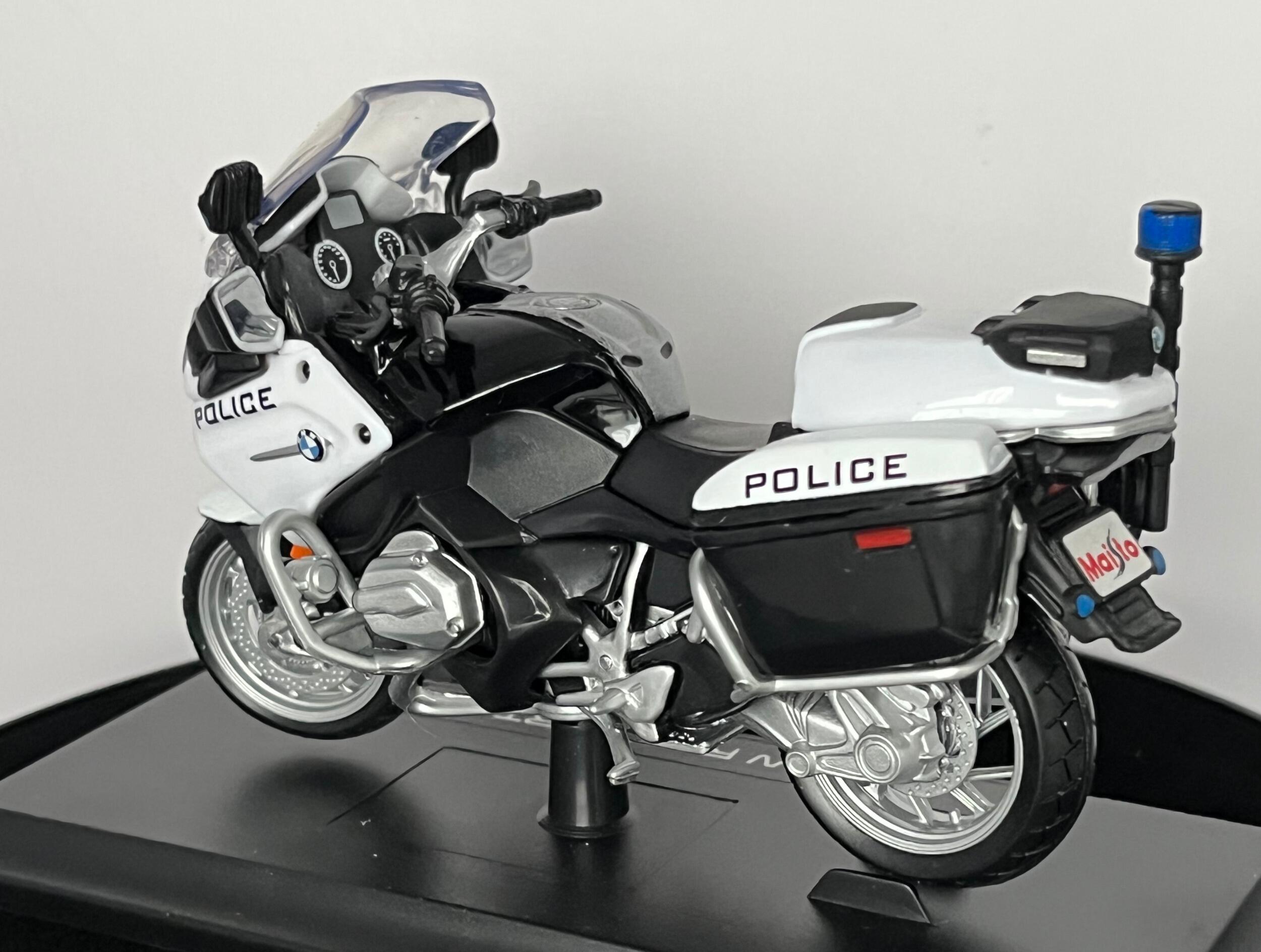 BMW R 1200 RT USA Police Authority, 1:18 scale motorbike model from Maisto, MAi1593USGV
