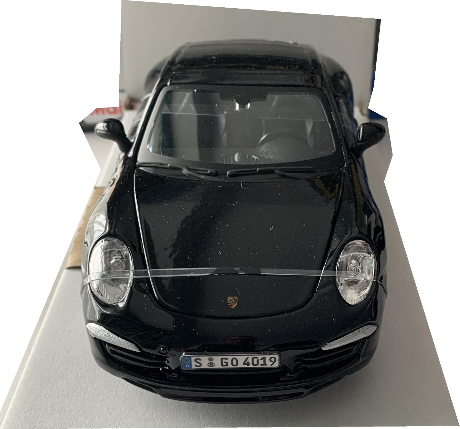 Porsche 911 Carrera S in black 1:24 scale model from Bburago
