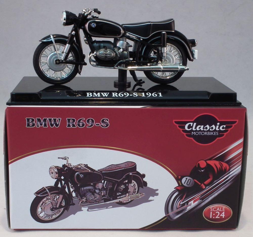 BMW R69-S 1961 in Black 1:24 scale model from Atlas Collections