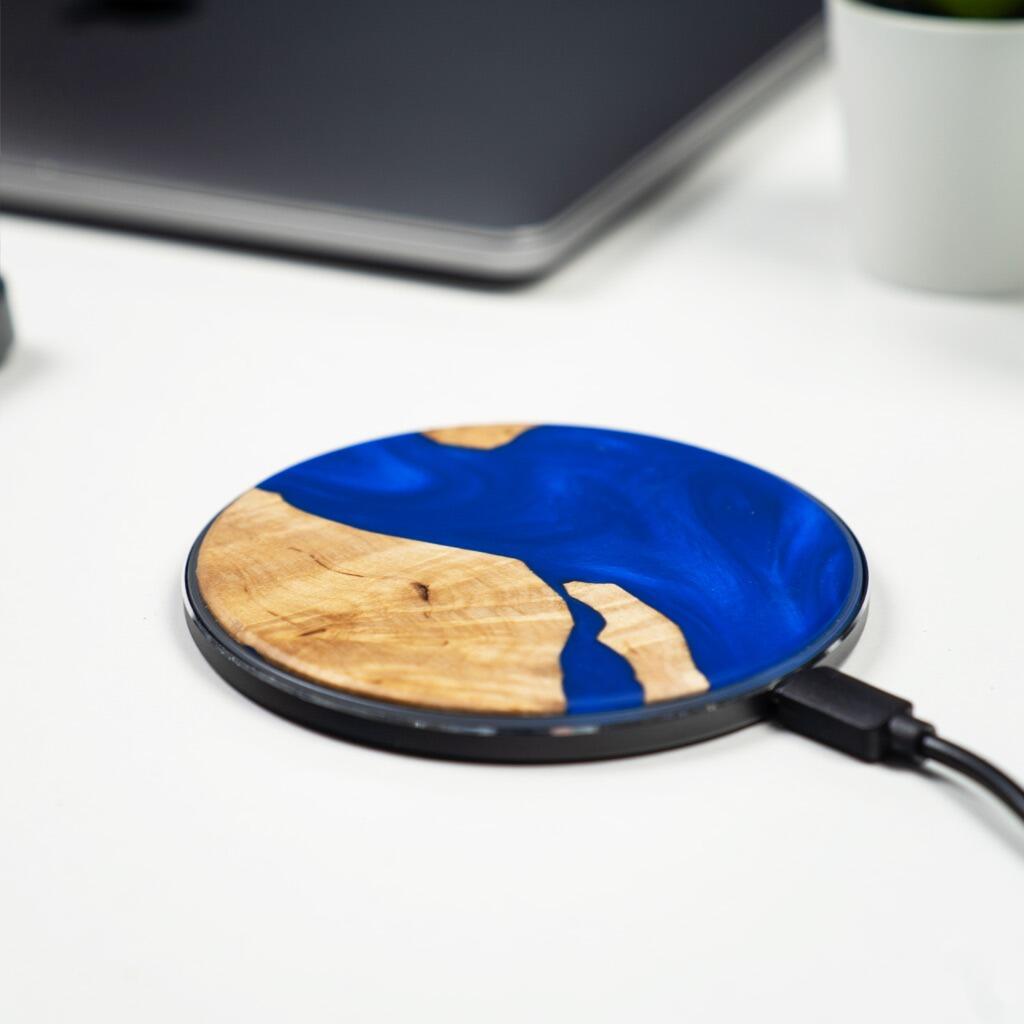 Resin and wood wireless phone charger docking station