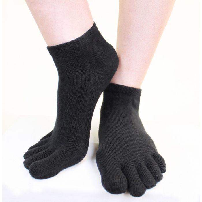 toetoe essential anklet toe socks black
