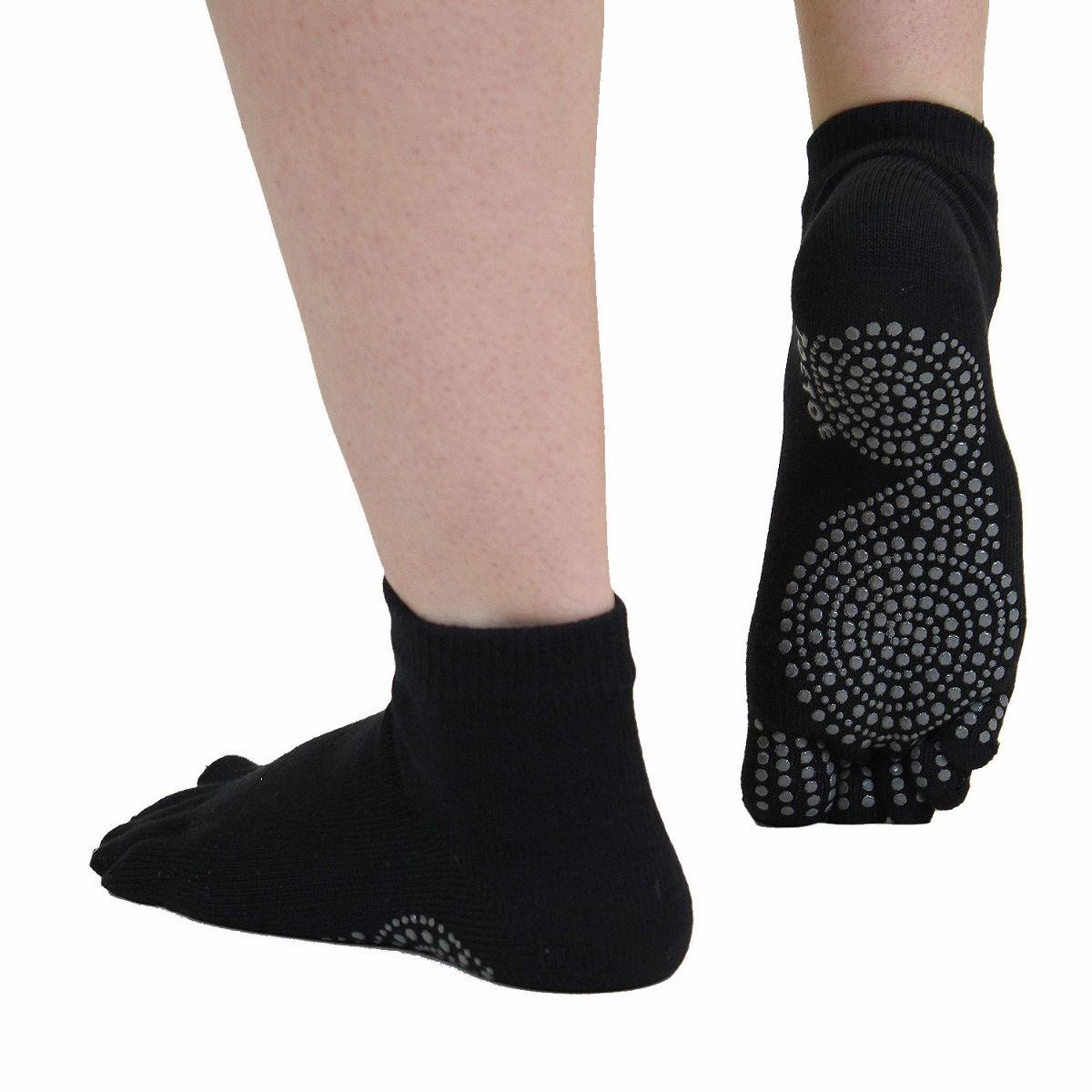 toe-socks-yoga-pilates-anti-slip-trainer-black-sole-walking