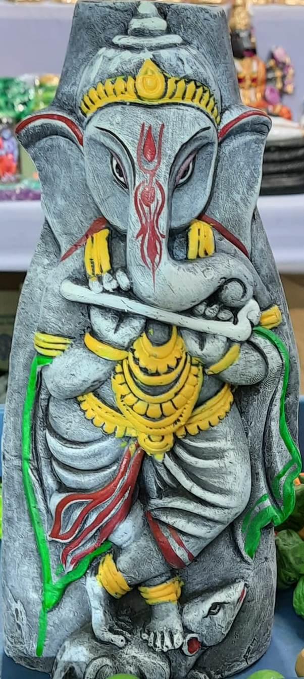 FluteGanesha-001.jpg