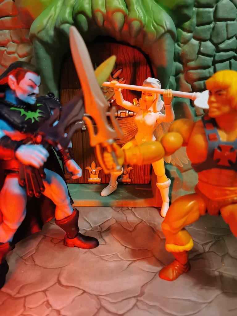 Keldor Vs He-Man Masters of the Universe Origins "War for Grayskull" Action Figures