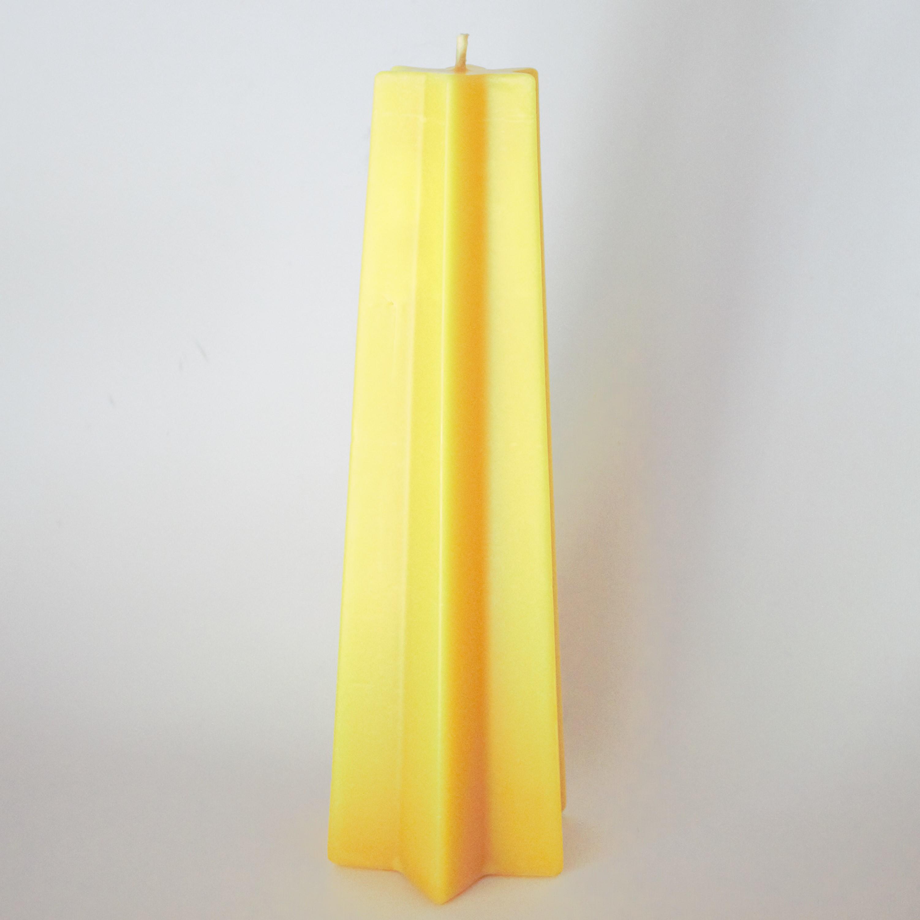 Star shaped pure beeswax pillar candle