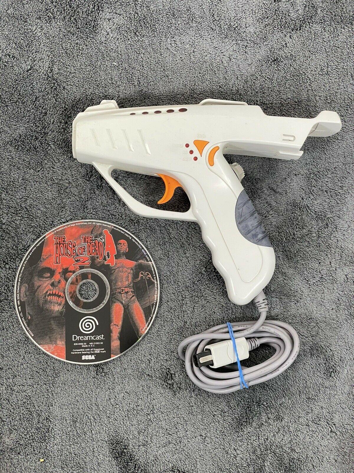 House Of The Dead 2 Sega Dreamcast Game with light gun