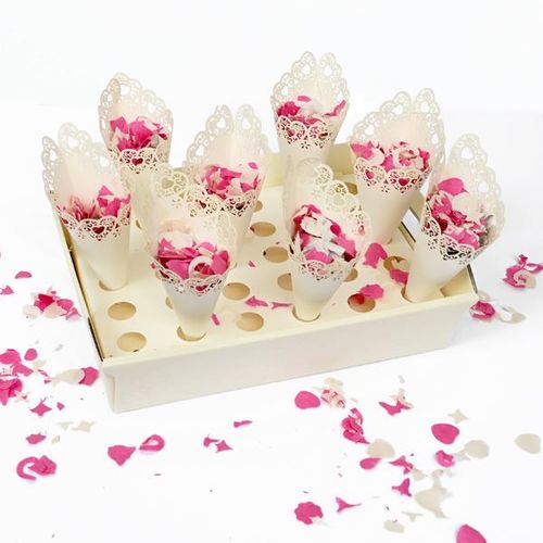 Wedding confetti cones and tray