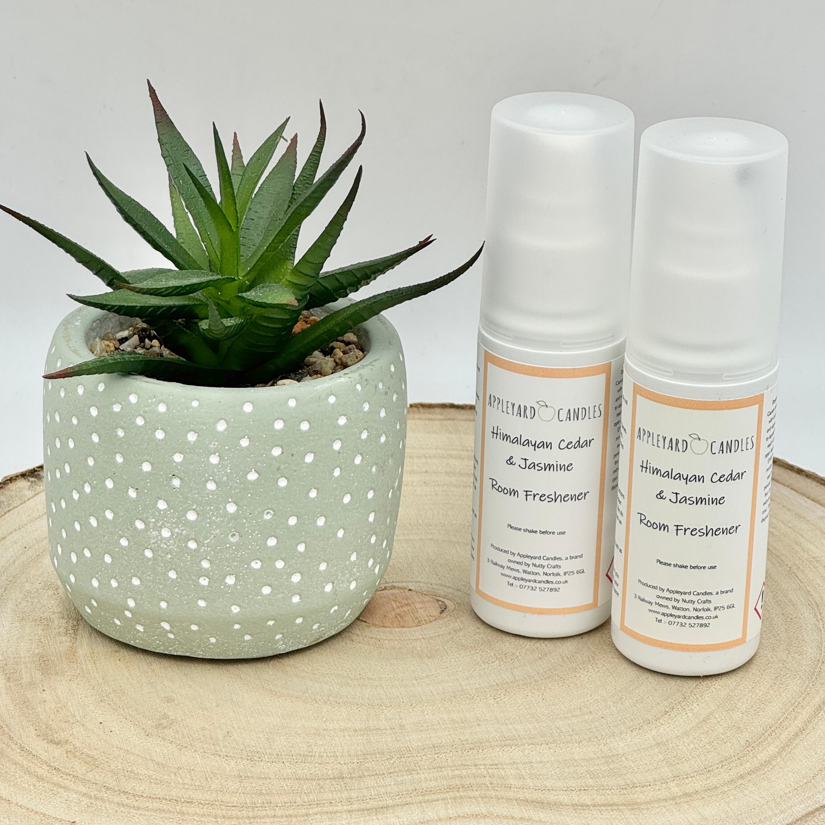 himalayan cedar room spray