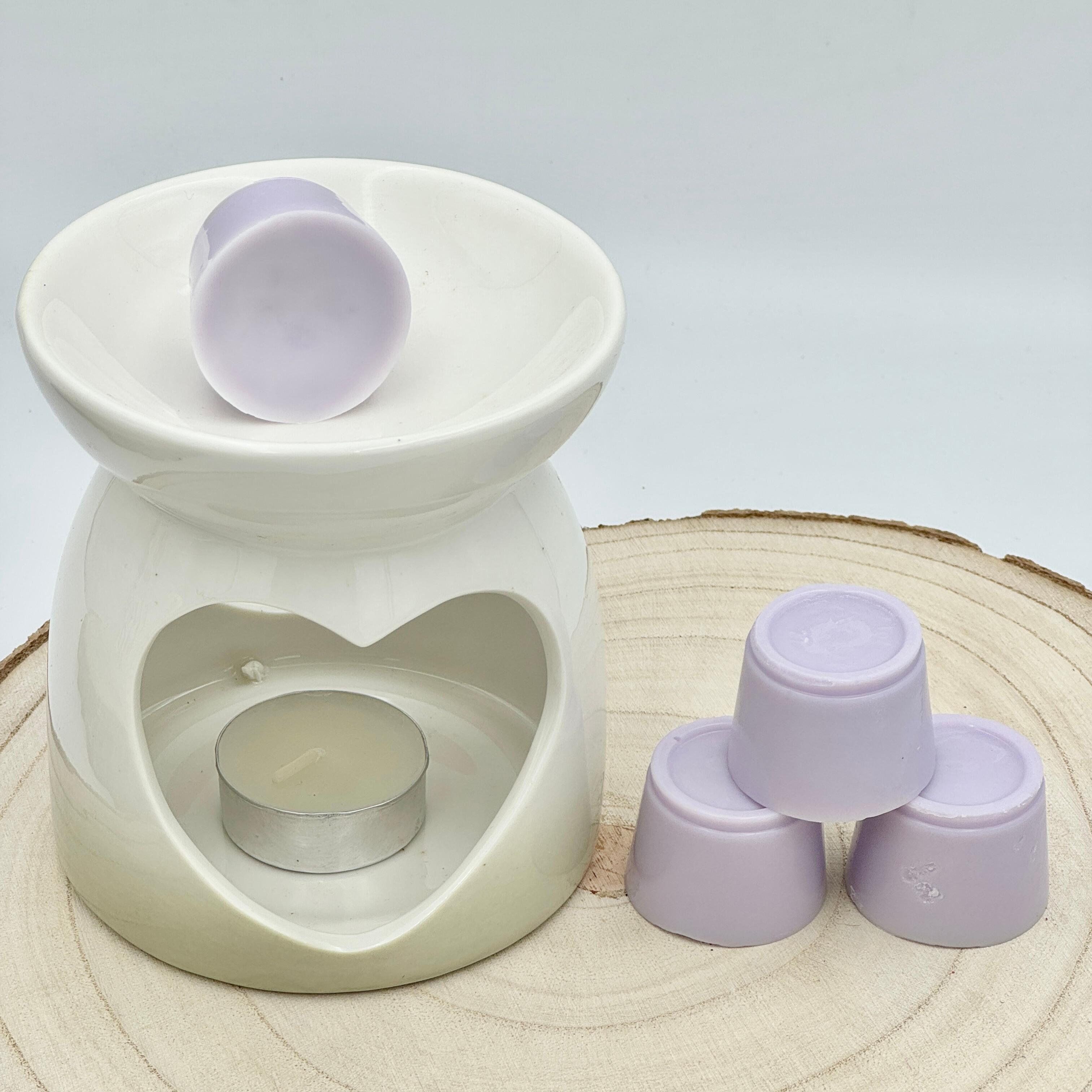 an image of lilac wax melts in pandoras box fragrance