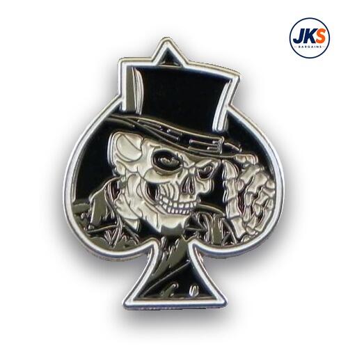 20 x Skull Ace Pin Badges