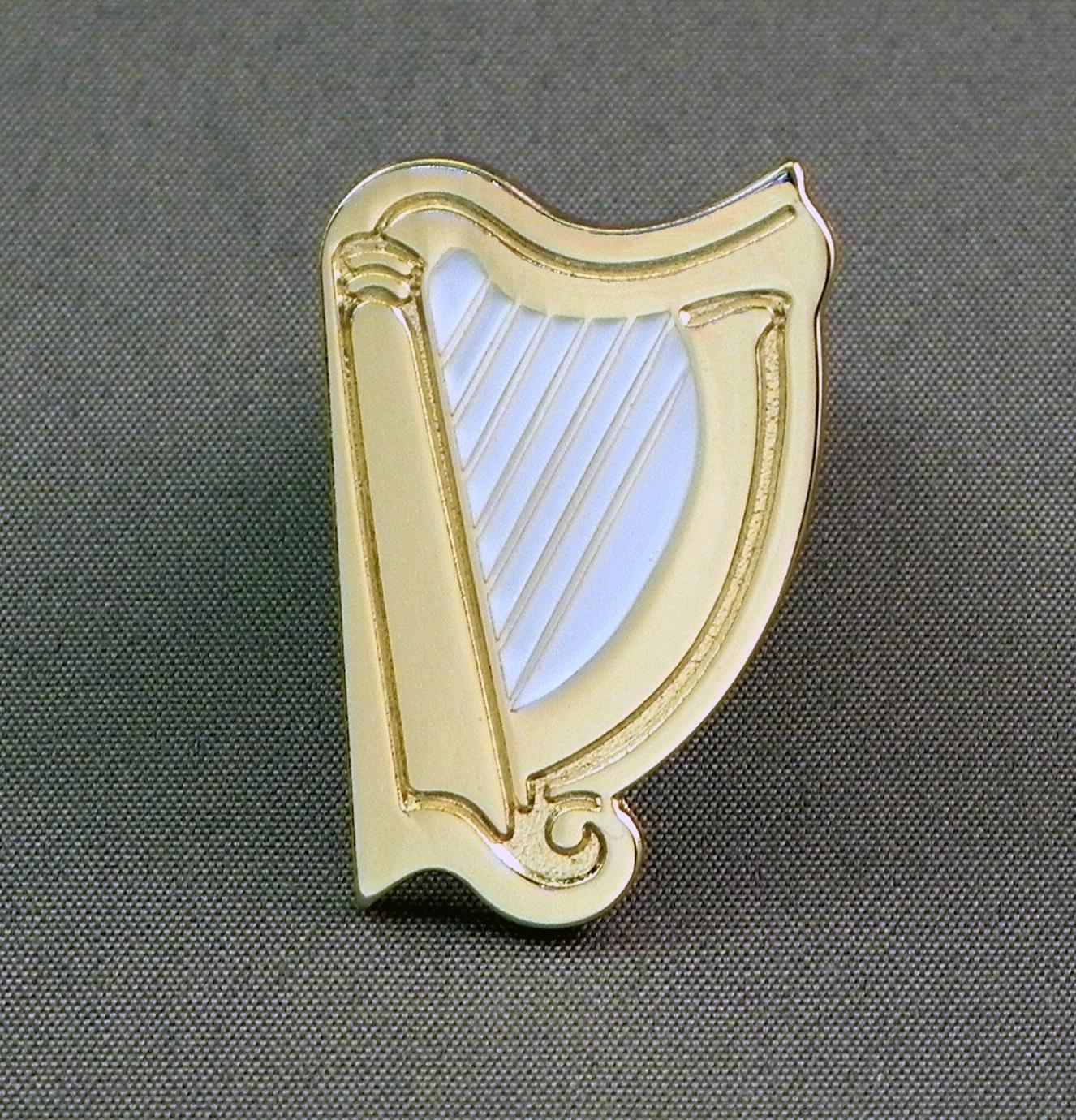 20 X Irish Harp Pin Badges