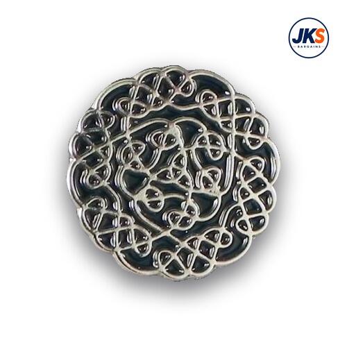 20 x Celtic Knot (Style 2) Pin Badges