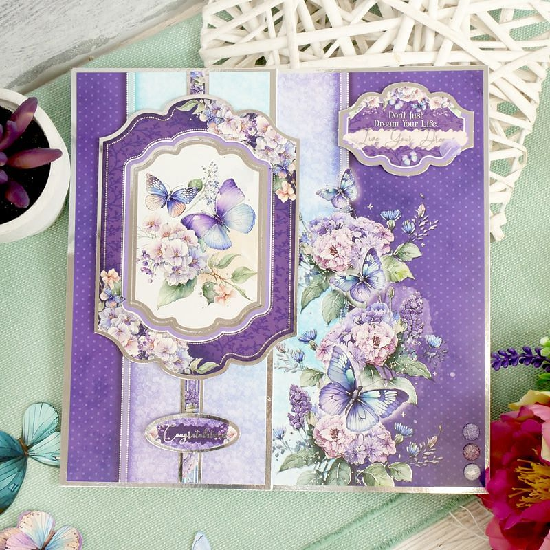 Hunkydory – Deluxe Craft Pad – Winter Forest – Toppers And Card Kit