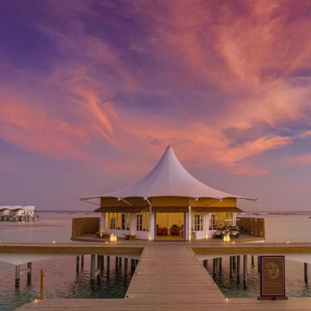 4* Cinnamon Hakuraa Huraa Maldives Water Bungalows All Inclusive