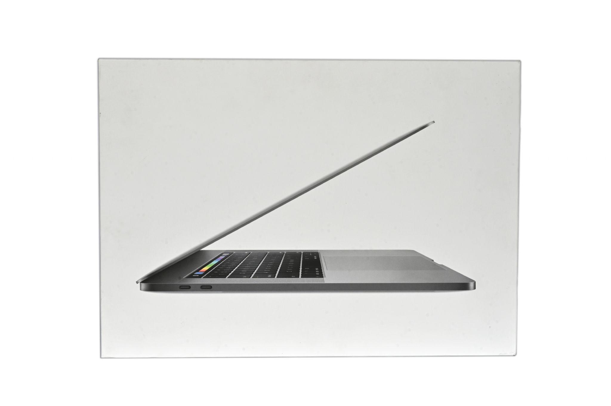 MacBook Pro 15 inch i7 3.1Ghz 16GB Memory 1TB SSD