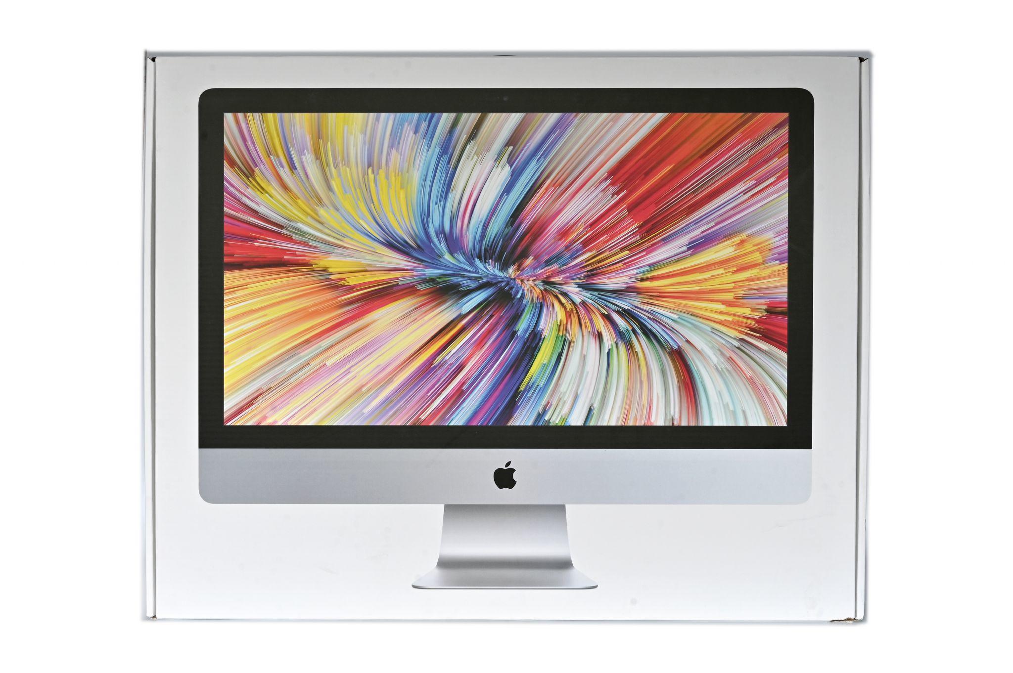 iMac 27 inch 42GHz quad-core Intel Core i7 Retina 5K display