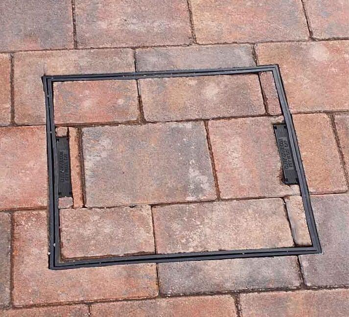 Clark Drain 450mm 80mm Block Paving Square-to-Round Manhole Cover