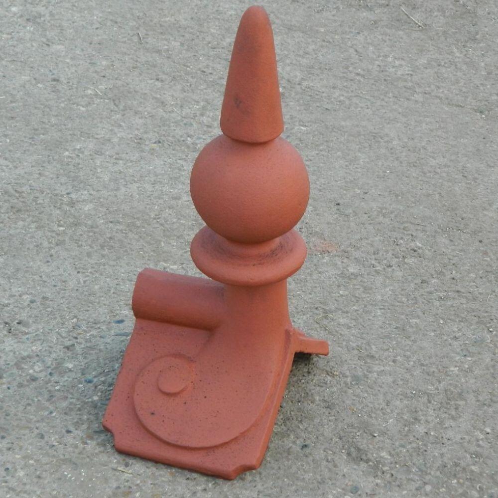Small spike ball roof finial