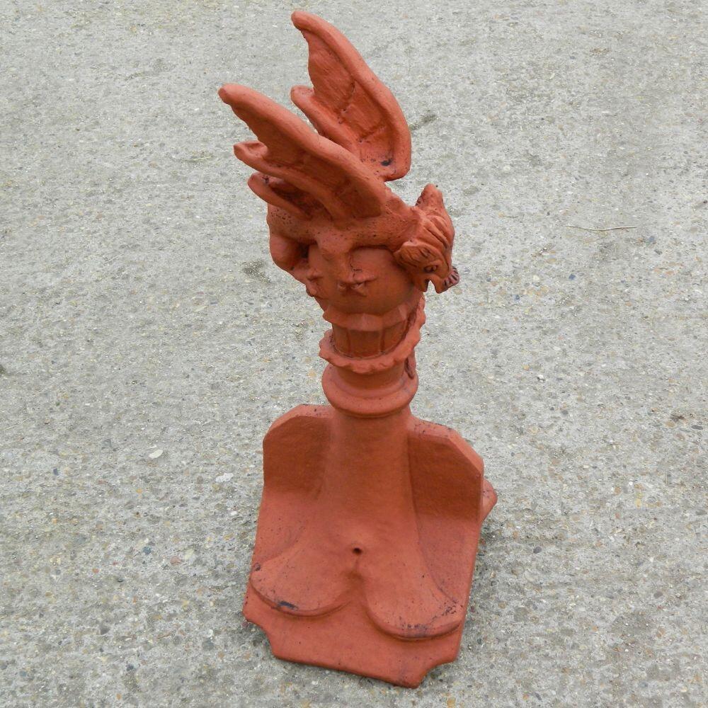 Ball top dragon roof finial