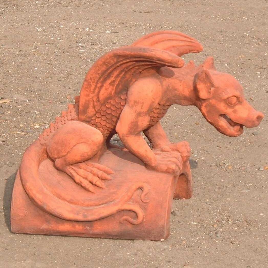 Dragon roof tile finial
