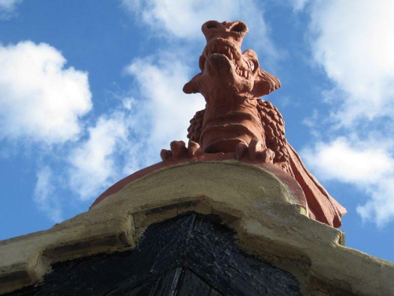 Half round roof dragon in Kent