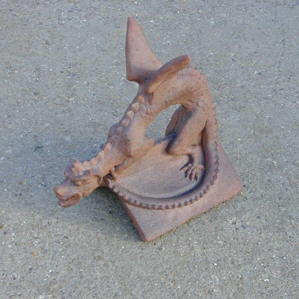Small roof dragon colour match finial