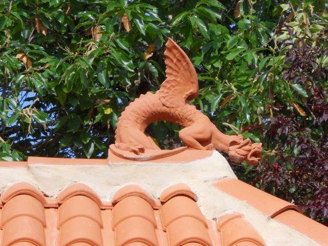 Chinese themed dragon finial