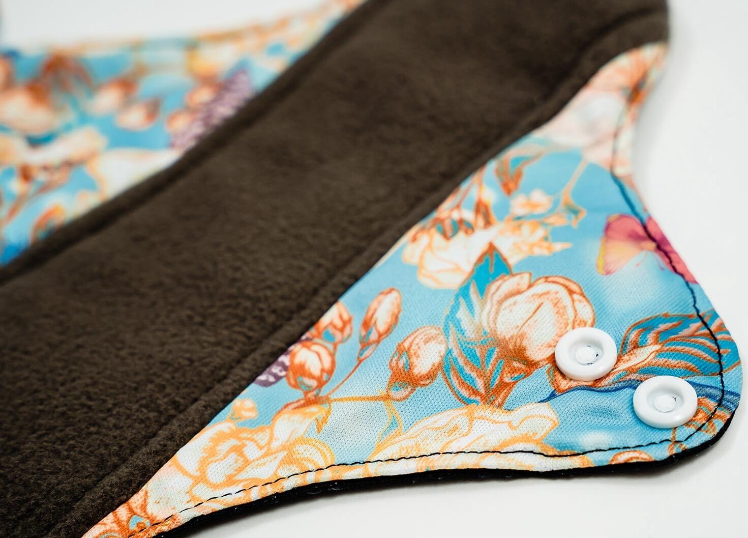 Mighty_Eve_Products_Period_Pads_Medium_Floral_White_27.06.24_064